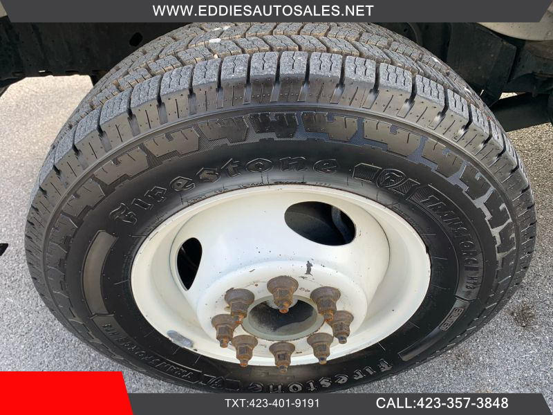 Used 2019 Ford E-450 - photo 47