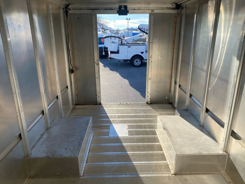 Used 2012 Ford E-350 - photo 22