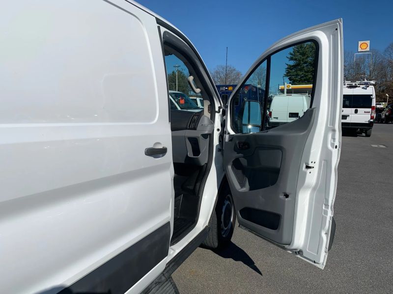 Used 2017 Ford Transit 250 - photo 23
