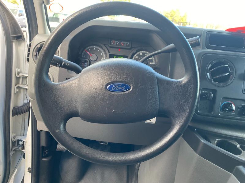 Used 2014 Ford E-350 - photo 12