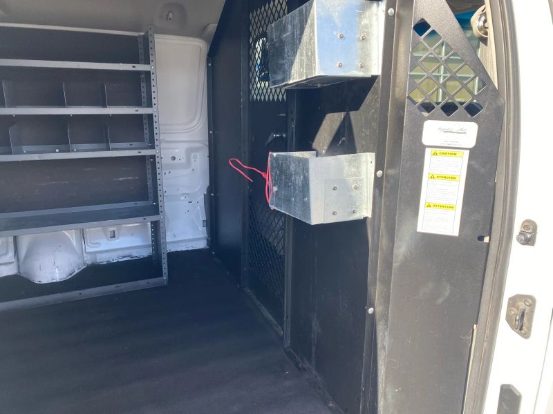 Used 2014 Ford E-350 - photo 21