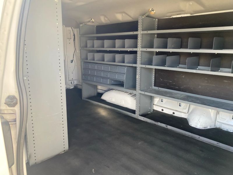 Used 2014 Ford E-350 - photo 22