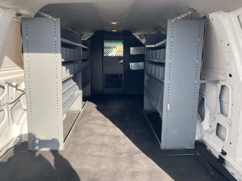 Used 2014 Ford E-350 - photo 24