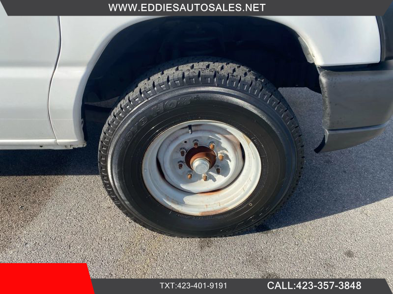 Used 2014 Ford E-350 - photo 28