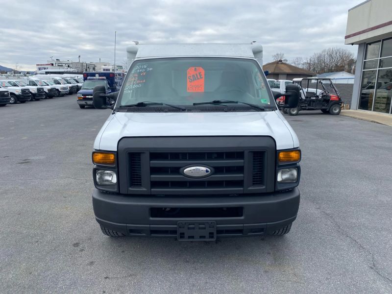 Used 2015 Ford E-350 - photo 5