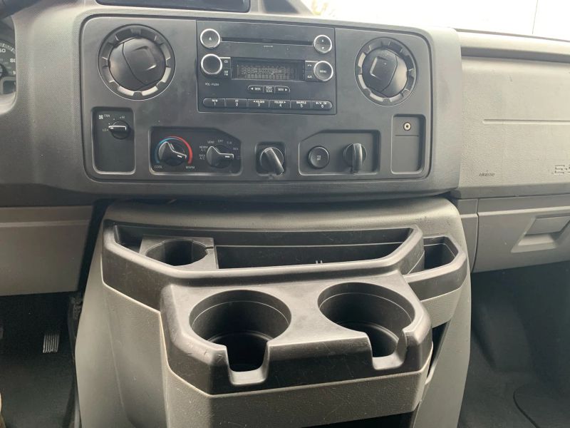 Used 2014 Ford E-350 - photo 15