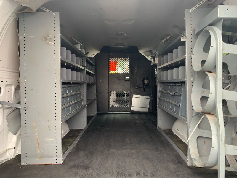 Used 2014 Ford E-350 - photo 30
