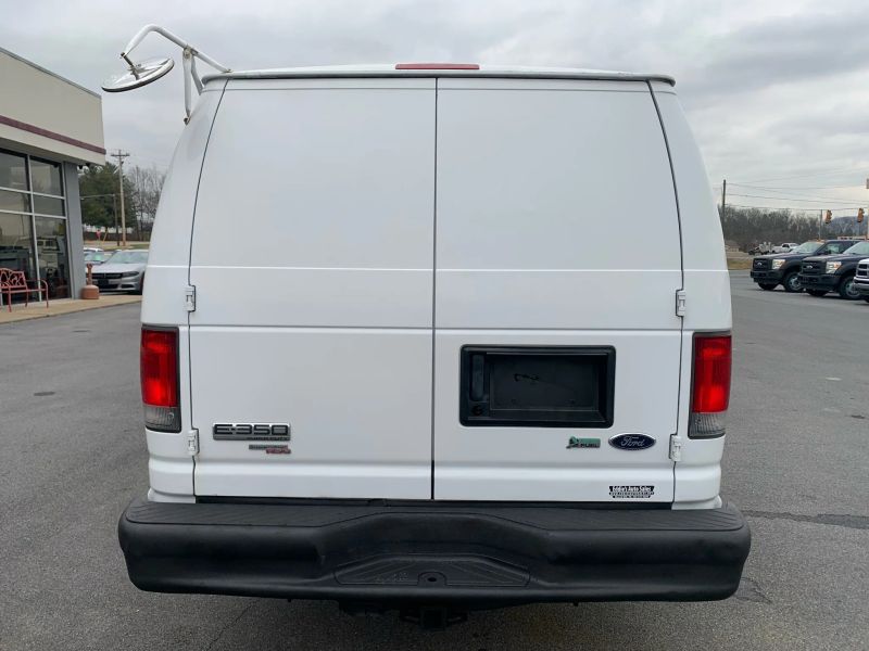 Used 2014 Ford E-350 - photo 8