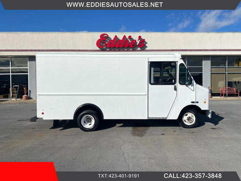 Used 2014 Ford E-350 - photo 1