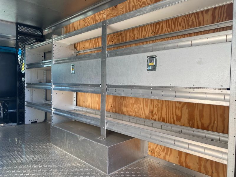 Used 2014 Ford E-350 - photo 20