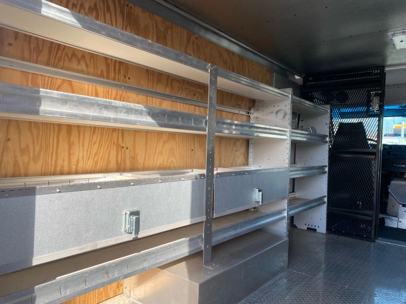 Used 2014 Ford E-350 - photo 22