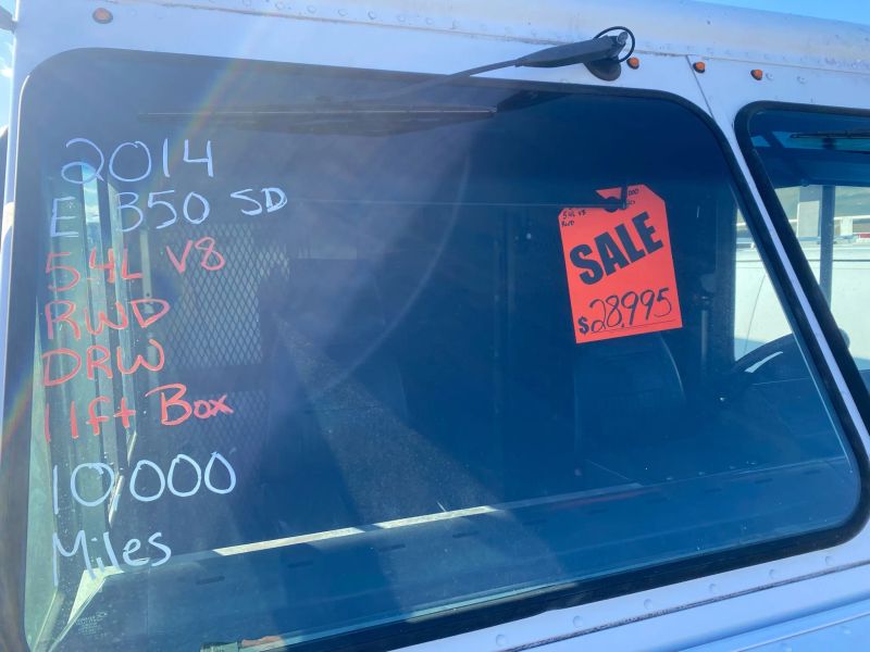 Used 2014 Ford E-350 - photo 5