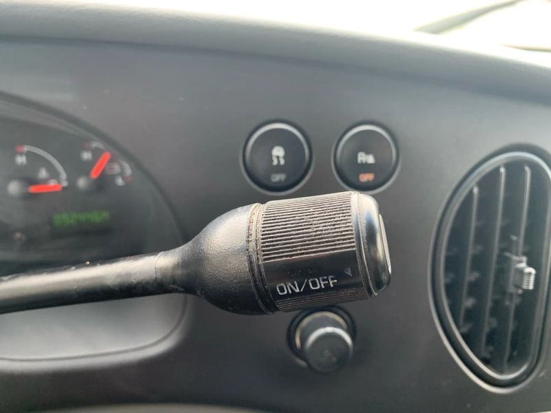 Used 2007 Ford E-350 - photo 21