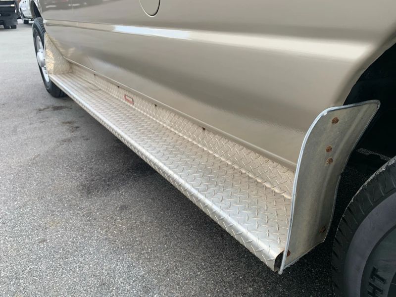 Used 2007 Ford E-350 - photo 10