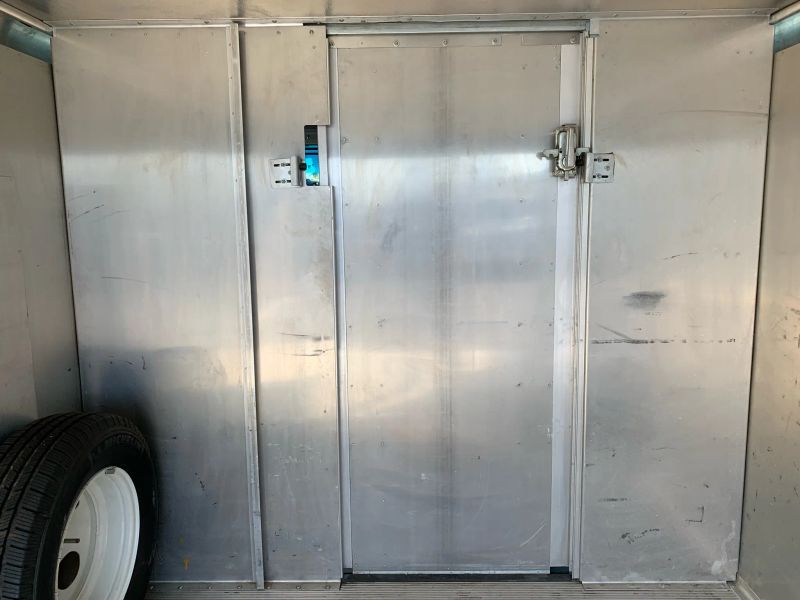 Used 2014 Ford E-350 - photo 25