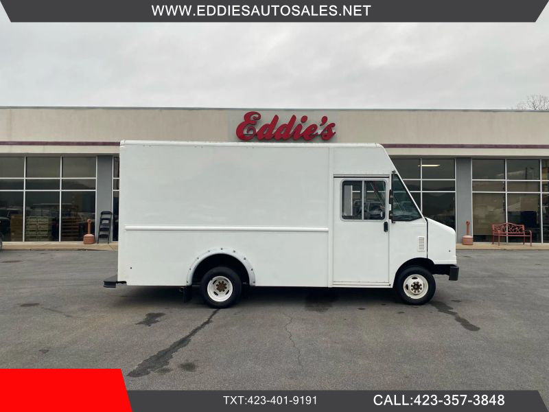 Used 2013 Ford E-350 - photo 1