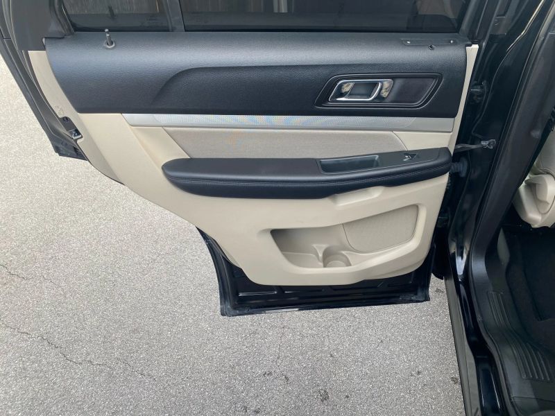Used 2018 Ford Explorer - photo 25