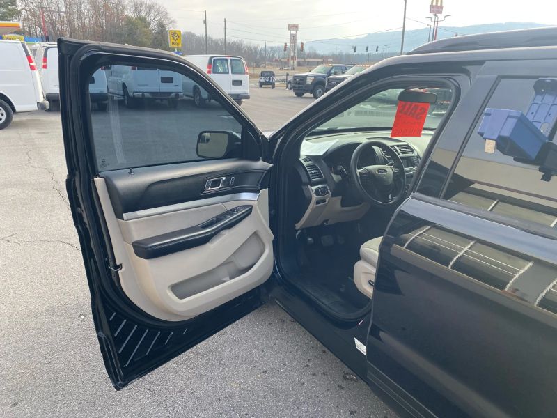 Used 2018 Ford Explorer - photo 9