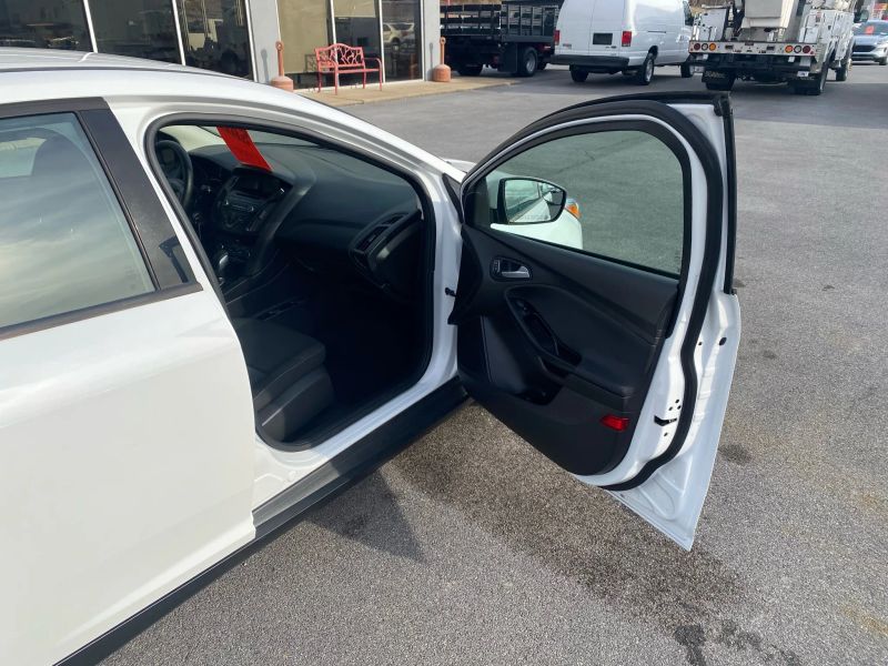 Used 2017 Ford Focus - photo 20
