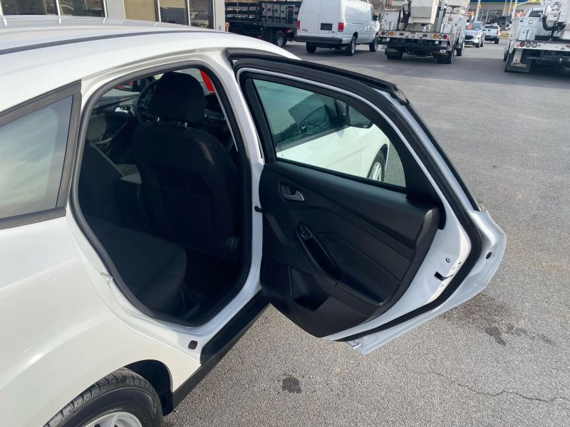 Used 2017 Ford Focus - photo 26