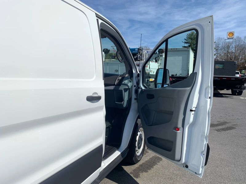 Used 2019 Ford Transit 250 - photo 23