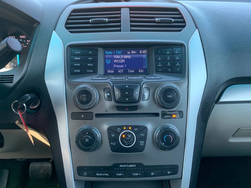 Used 2013 Ford Explorer - photo 18