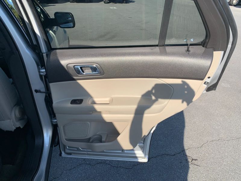 Used 2013 Ford Explorer - photo 28