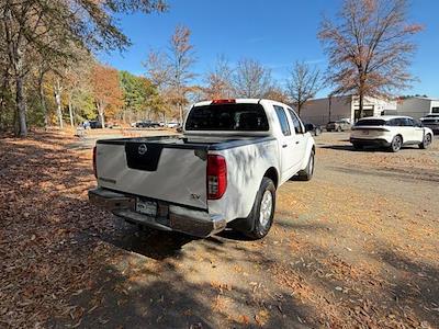 Used 2011 Nissan Frontier SV Crew Cab for sale #AFB64565B - photo 2
