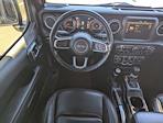 2020 Jeep Gladiator Crew Cab 4WD Pickup for sale #AL989942A - photo 16