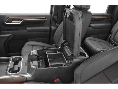 Used 2025 Chevrolet Silverado 2500 - photo 1