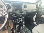 2022 Jeep Gladiator Crew Cab 4x4 Pickup for sale #25Z1008A - photo 17