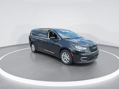 2023 Chrysler Pacifica FWD Minivan for sale #13PS5845 - photo 2