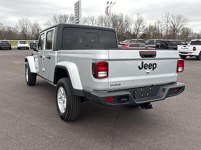 2023 Jeep Gladiator Crew Cab 4x4 Pickup for sale #K04761 - photo 2
