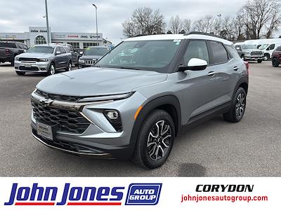 Used 2025 Chevrolet Trailblazer - photo 1