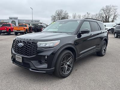 Used 2025 Ford Explorer - photo 1