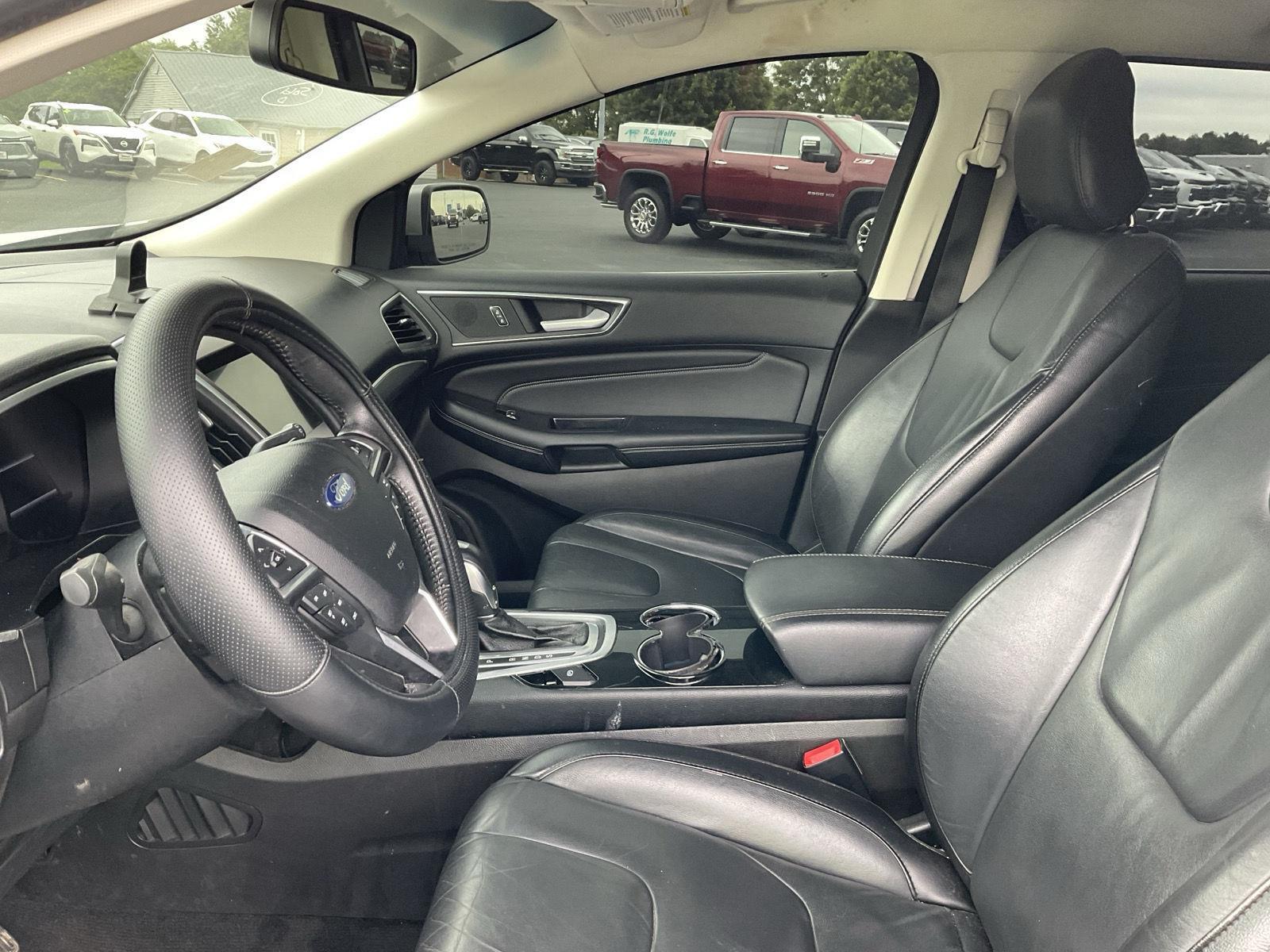Used 2017 Ford Edge - photo 11