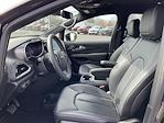 2025 Chrysler Pacifica FWD Minivan for sale #K5637T-1 - photo 9