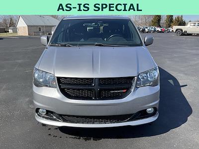 Used 2017 Dodge Grand Caravan - photo 1