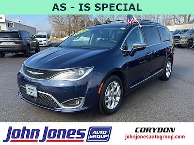 2017 Chrysler Pacifica FWD Minivan for sale #KX5630T-1 - photo 1