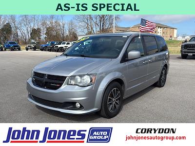 Used 2017 Dodge Grand Caravan - photo 1