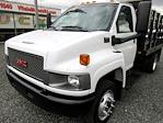 Used 2004 GMC TopKick C4500 STAKE BODY, FLAT BED, 8.1L GAS * Regular Cab 4x2 Stake Bed for sale #VM04123 - photo 43