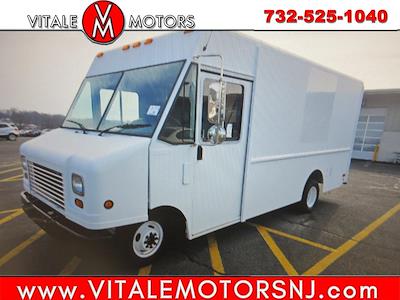 Used 2011 Ford E-350 - photo 1