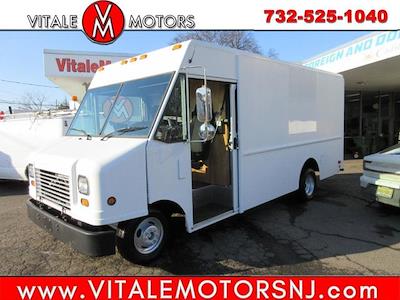Used 2011 Ford E-350 - photo 1