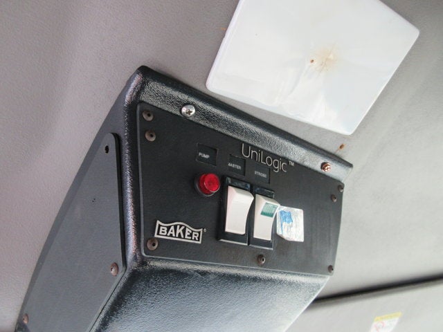Used 2001 Ford E-350 - photo 14