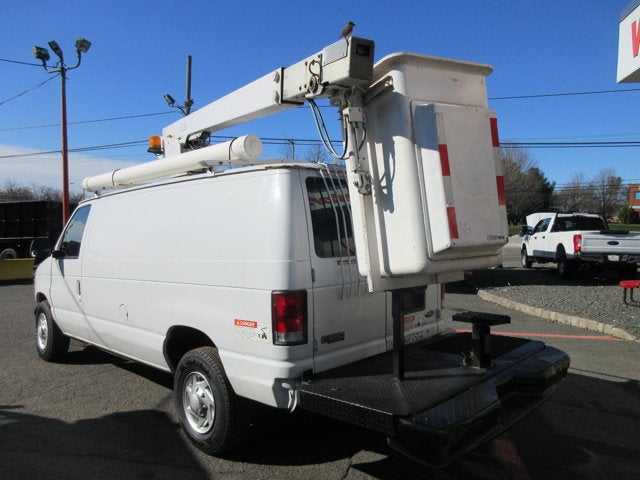 Used 2001 Ford E-350 - photo 5