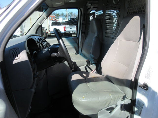 Used 2001 Ford E-350 - photo 10