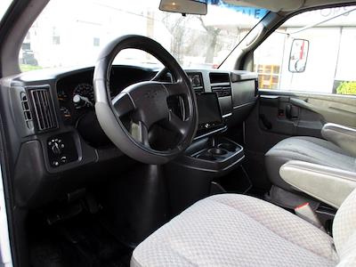 Used 2004 Chevrolet Express 3500 - photo 1