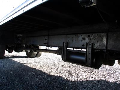 Used 2014 Hino 338 - photo 1