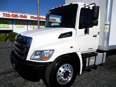 Used 2014 Hino 338 - photo 1