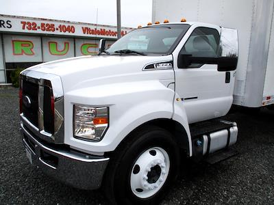 Used 2016 Ford F-650 - photo 1